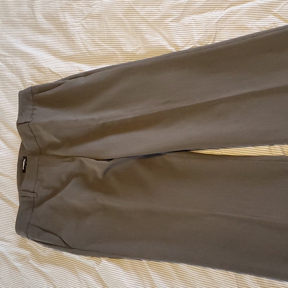 Attitude by Jay Manuel grey wide leg dress pants sz 12 perfect condition - Picture 8 of 14